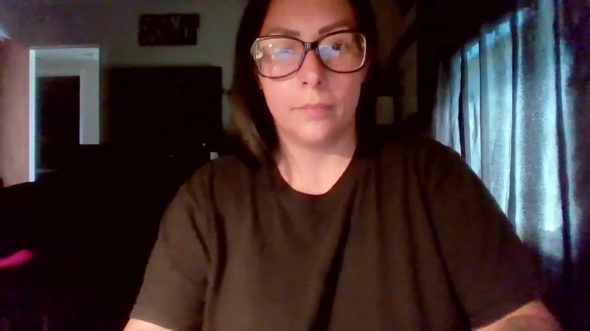 Gallery image thumbnail from AngelMarie77's myfreecams stream on, 05/19/2024, 15:55 image 10 of 20