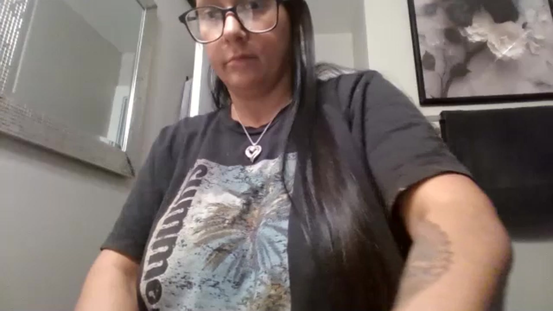 Gallery image thumbnail from AngelMarie77's myfreecams stream on, 03/23/2026, 16:04 image 3 of 20