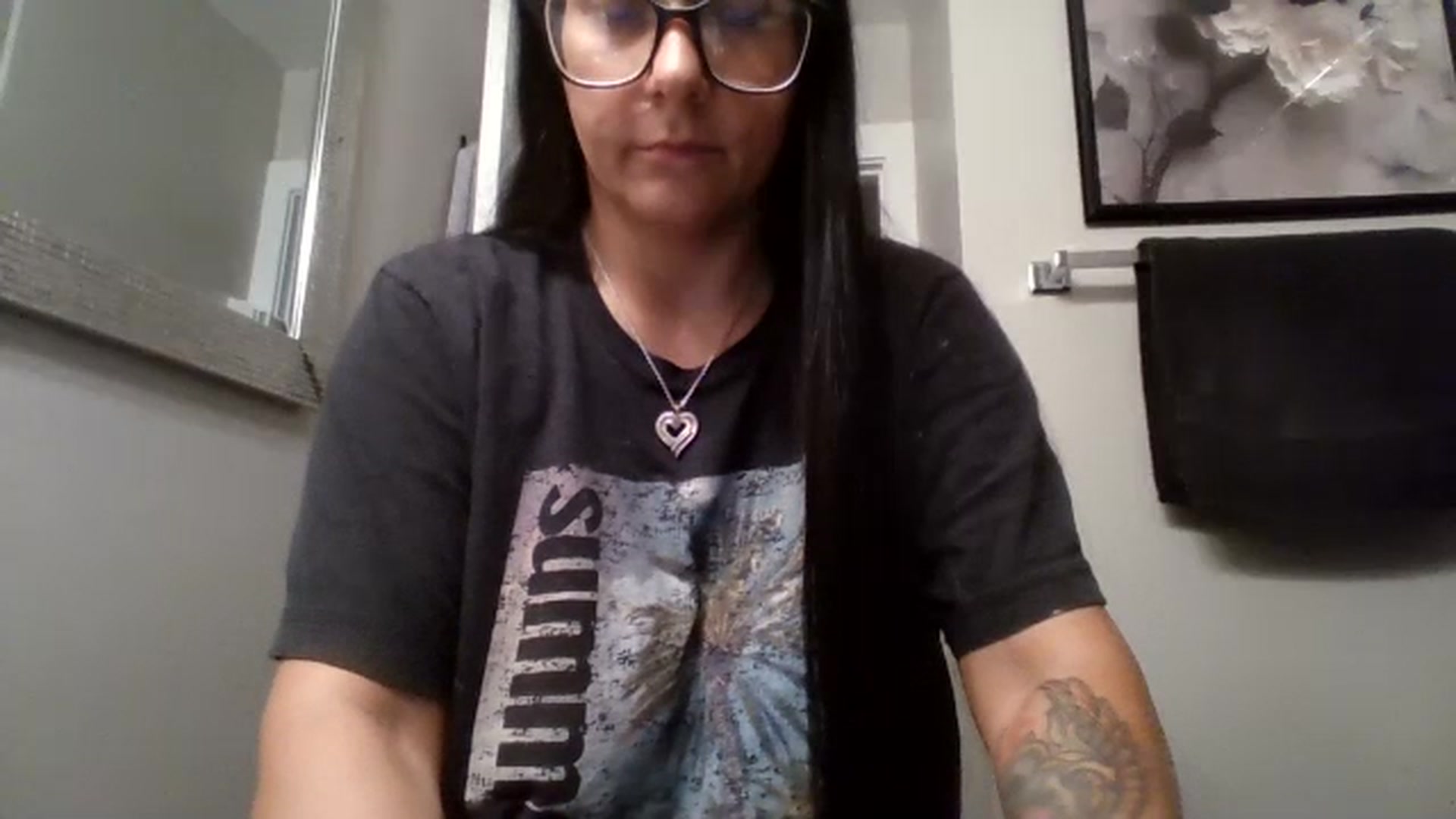 Gallery image thumbnail from AngelMarie77's myfreecams stream on, 03/23/2026, 16:04 image 15 of 20