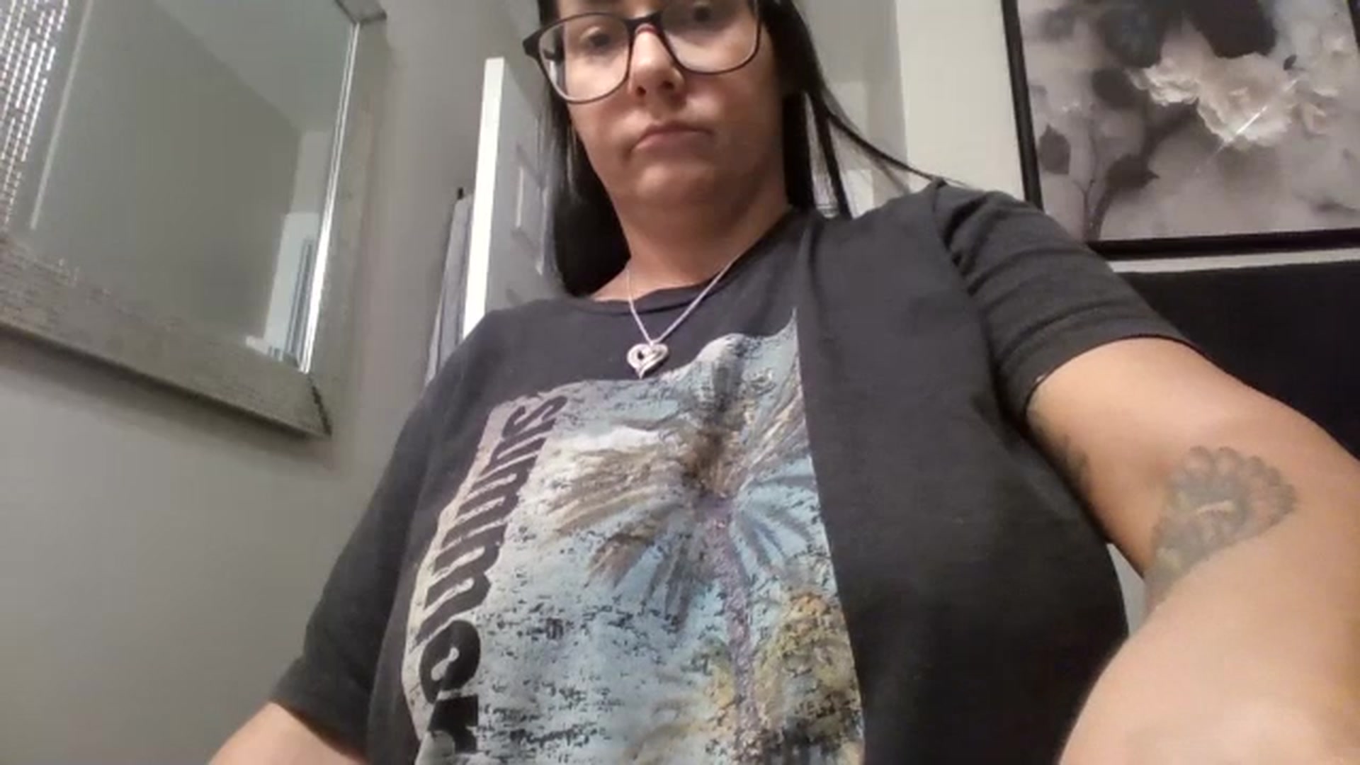Gallery image thumbnail from AngelMarie77's myfreecams stream on, 03/23/2026, 16:04 image 11 of 20