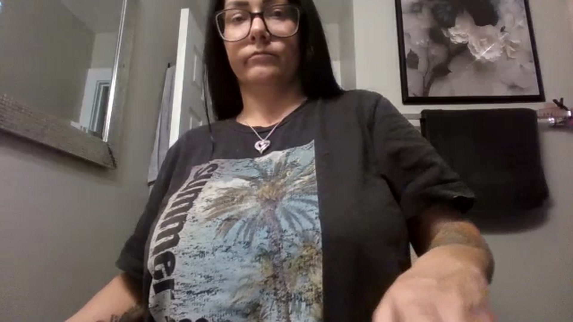Gallery image thumbnail from AngelMarie77's myfreecams stream on, 03/23/2026, 16:37 image 19 of 20