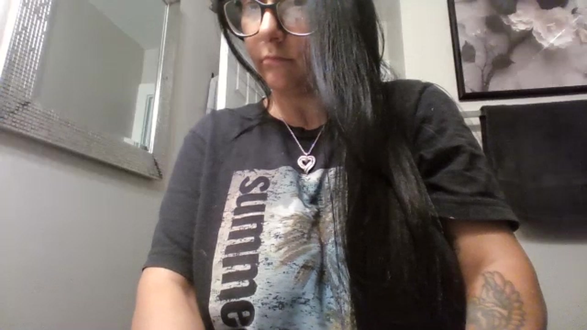 Gallery image thumbnail from AngelMarie77's myfreecams stream on, 03/23/2026, 16:37 image 5 of 20