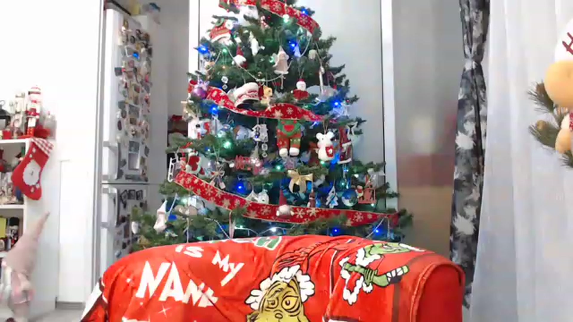 Gallery image thumbnail from AngelSmilea4U's myfreecams stream on, 12/18/2022, 22:51 image 13 of 20