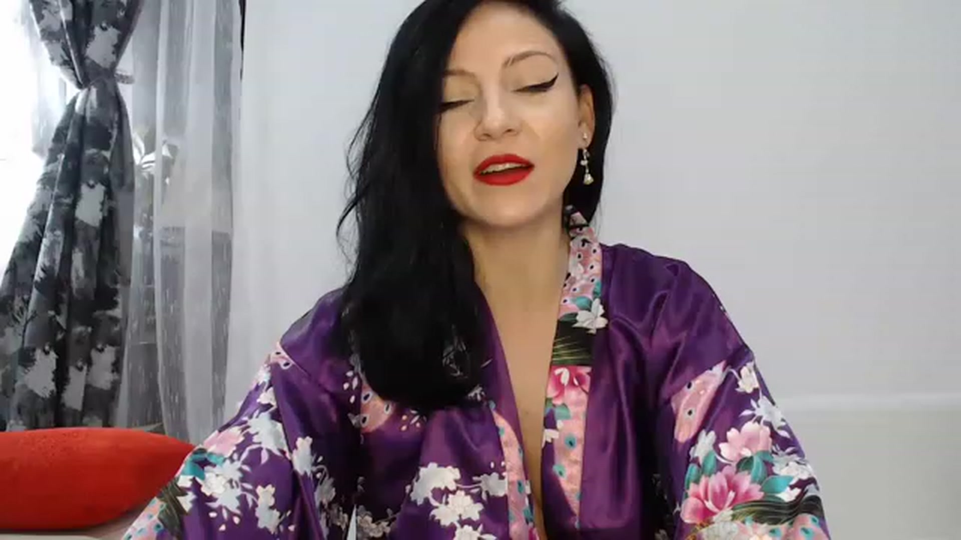 Gallery image thumbnail from AngelSmilea4U's myfreecams stream on, 03/04/2023, 23:24 image 3 of 20