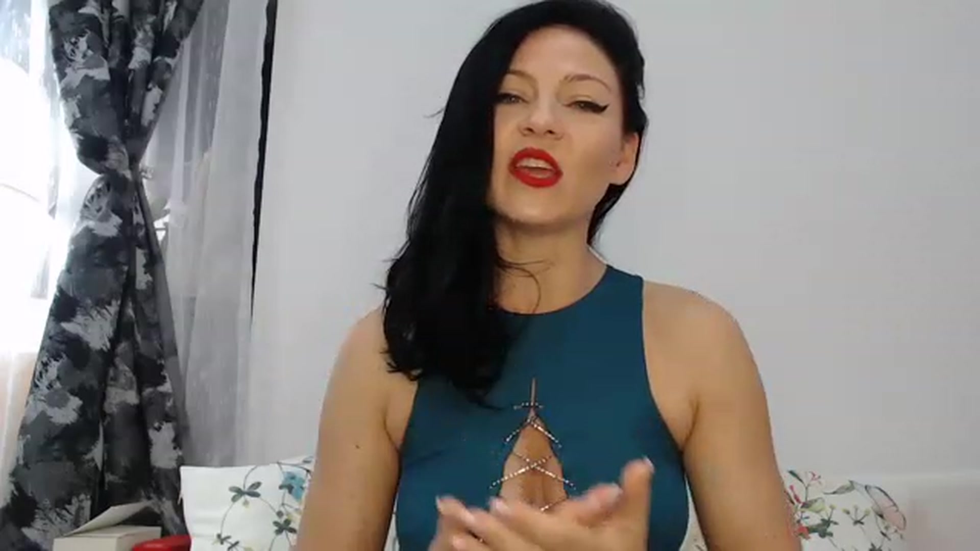 Gallery image thumbnail from AngelSmilea4U's myfreecams stream on, 04/01/2023, 20:43 image 14 of 20