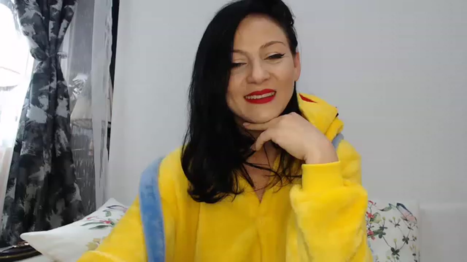 Gallery image thumbnail from AngelSmilea4U's myfreecams stream on, 04/14/2023, 21:31 image 11 of 20