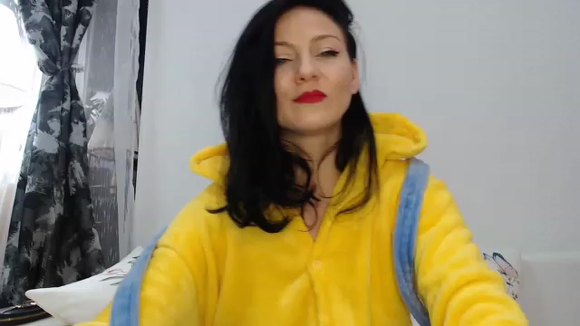 Gallery image thumbnail from AngelSmilea4U's myfreecams stream on, 04/14/2023, 21:31 image 10 of 20