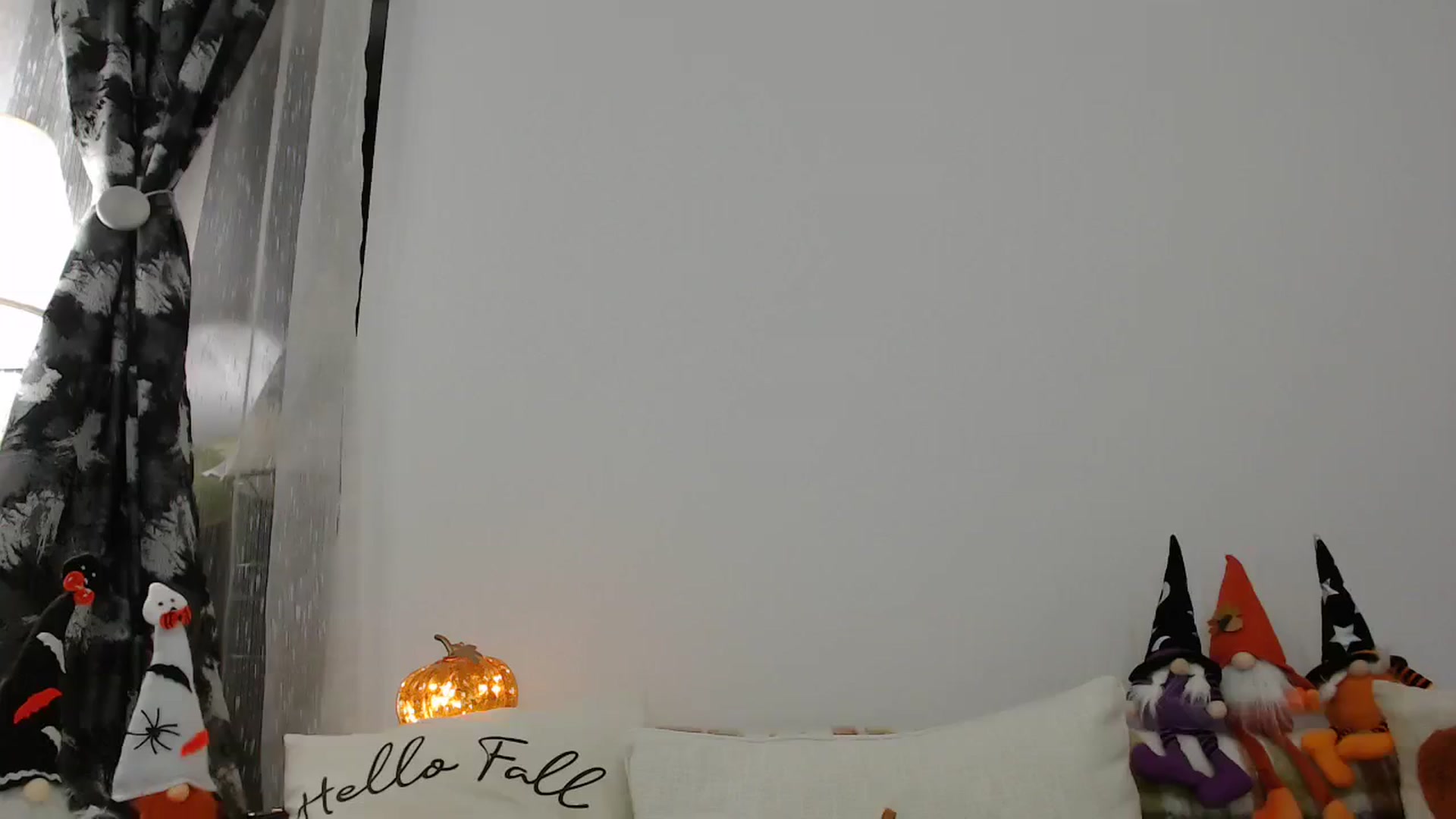 Gallery image thumbnail from AngelSmilea4U's myfreecams stream on, 10/08/2023, 18:30 image 17 of 20