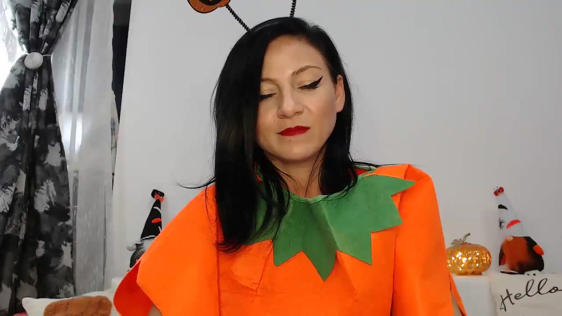 Gallery image thumbnail from AngelSmilea4U's myfreecams stream on, 10/29/2023, 21:54 image 18 of 20
