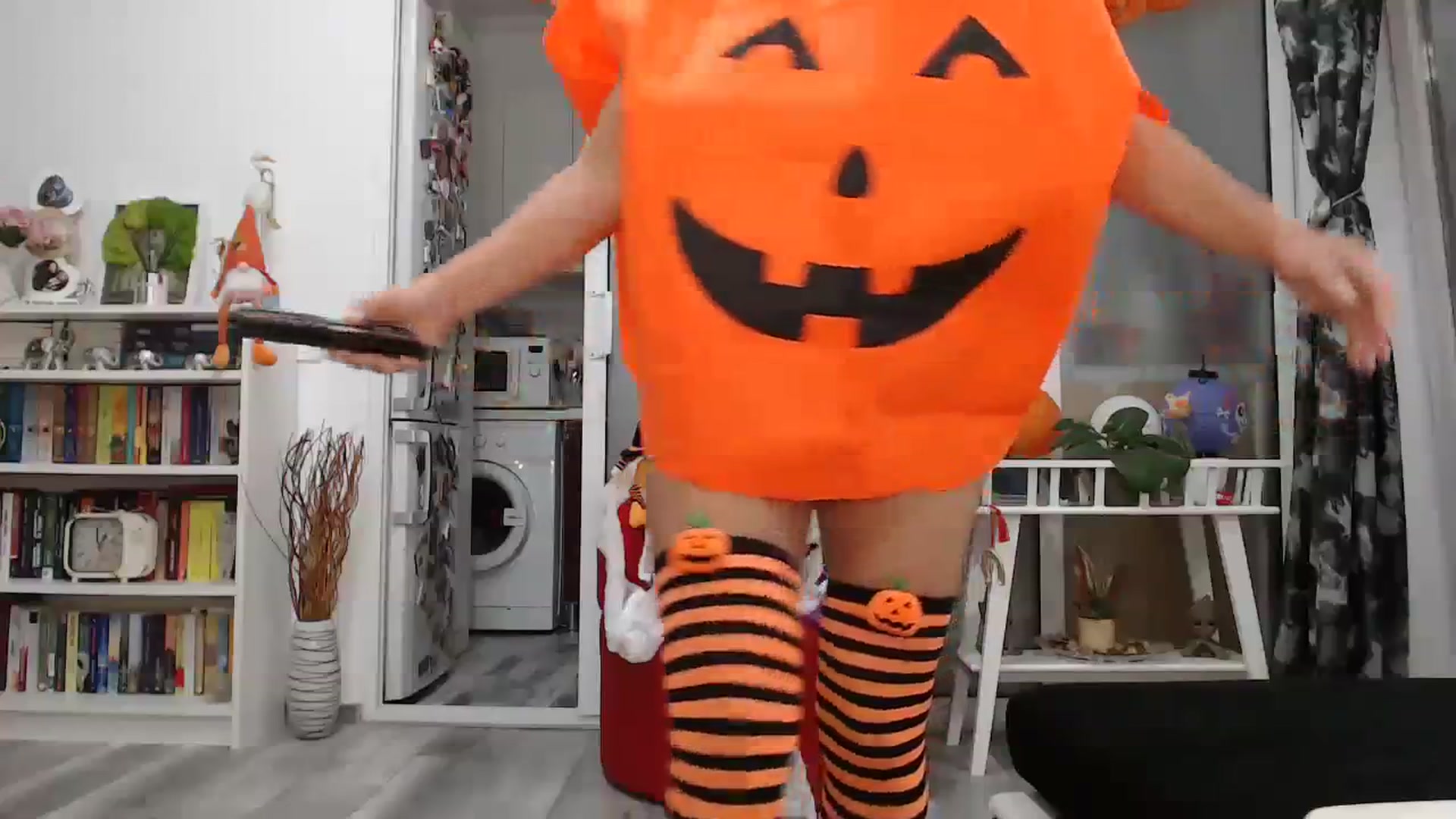Gallery image thumbnail from AngelSmilea4U's myfreecams stream on, 10/29/2023, 21:54 image 14 of 20