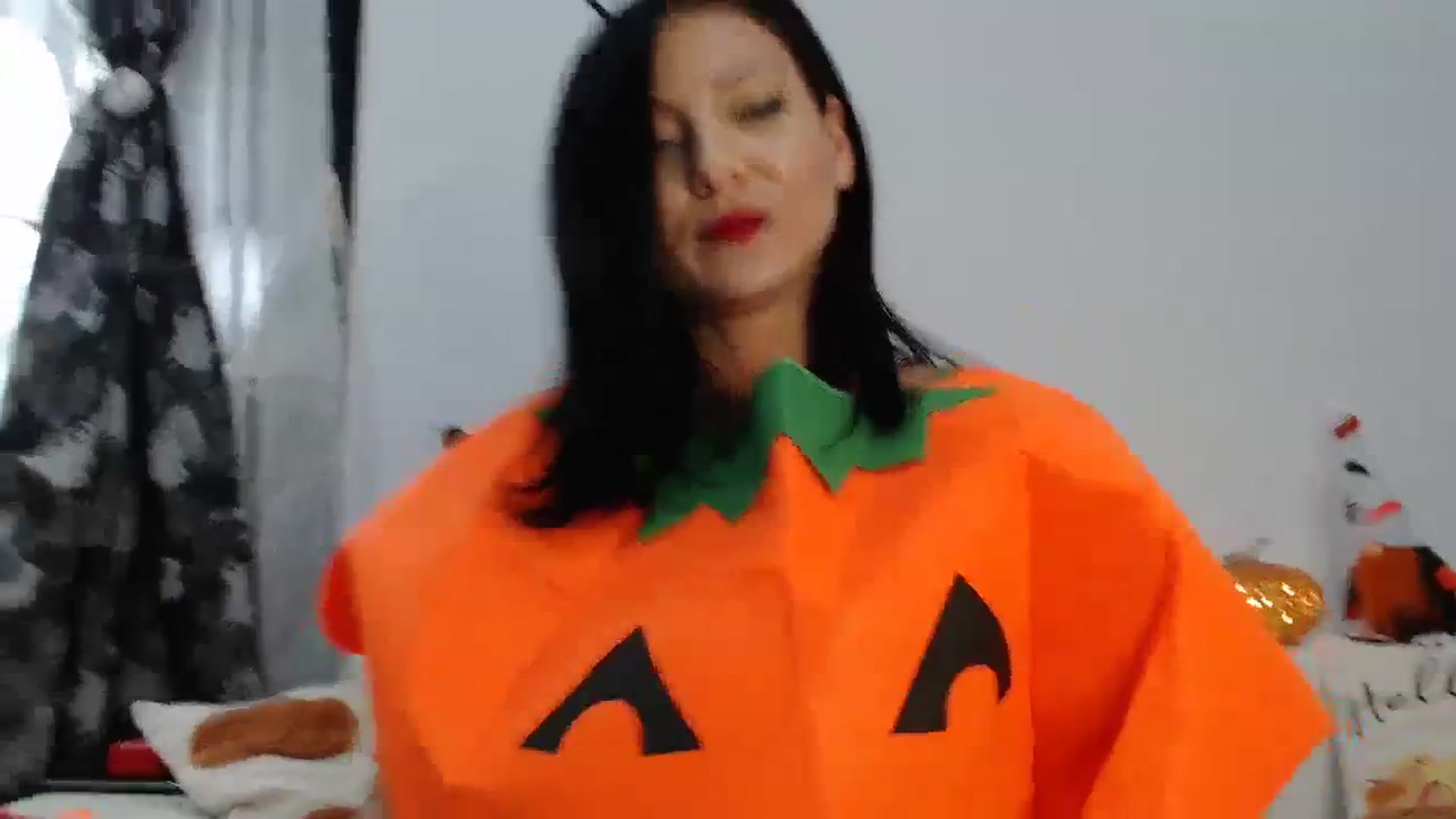 Gallery image thumbnail from AngelSmilea4U's myfreecams stream on, 10/29/2023, 21:54 image 16 of 20