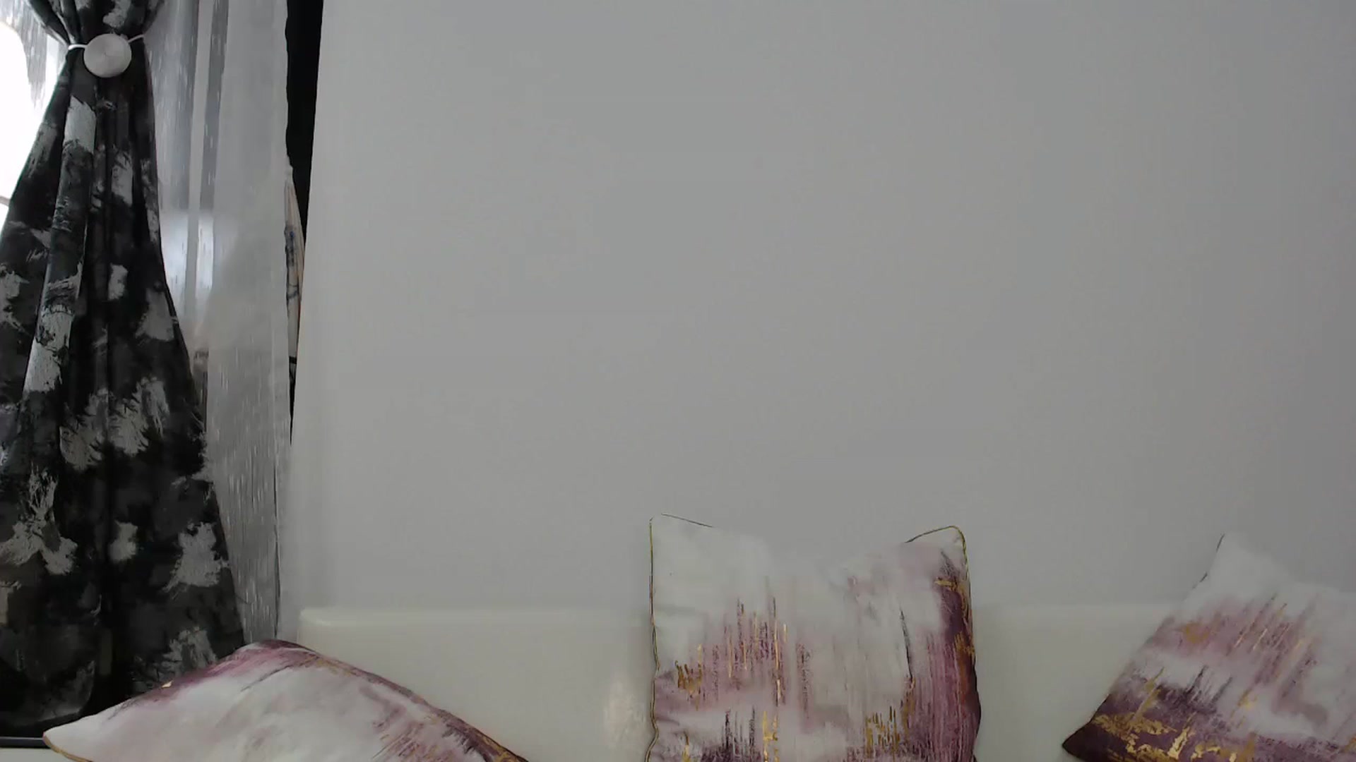 Gallery image thumbnail from AngelSmilea4U's myfreecams stream on, 11/05/2023, 21:09 image 9 of 20