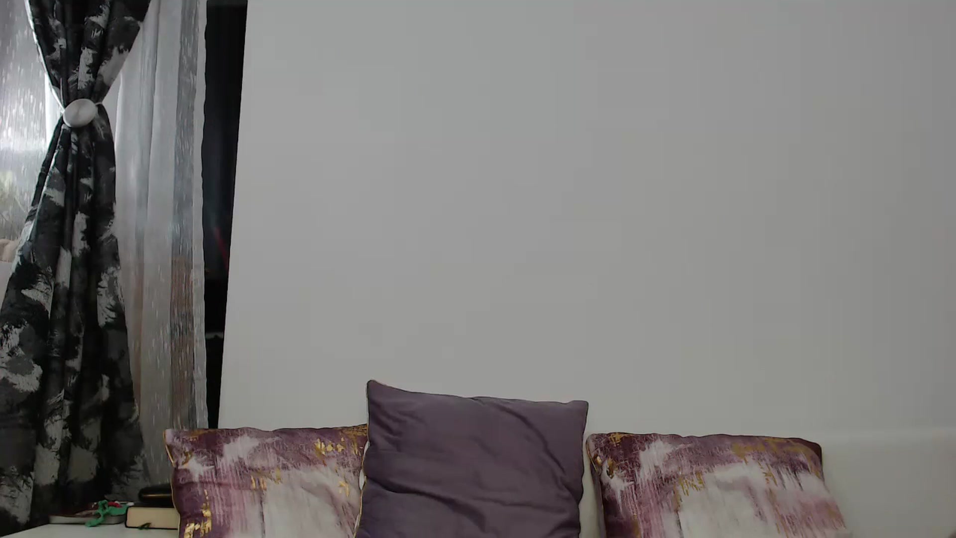 Gallery image thumbnail from AngelSmilea4U's myfreecams stream on, 01/14/2024, 20:41 image 6 of 20