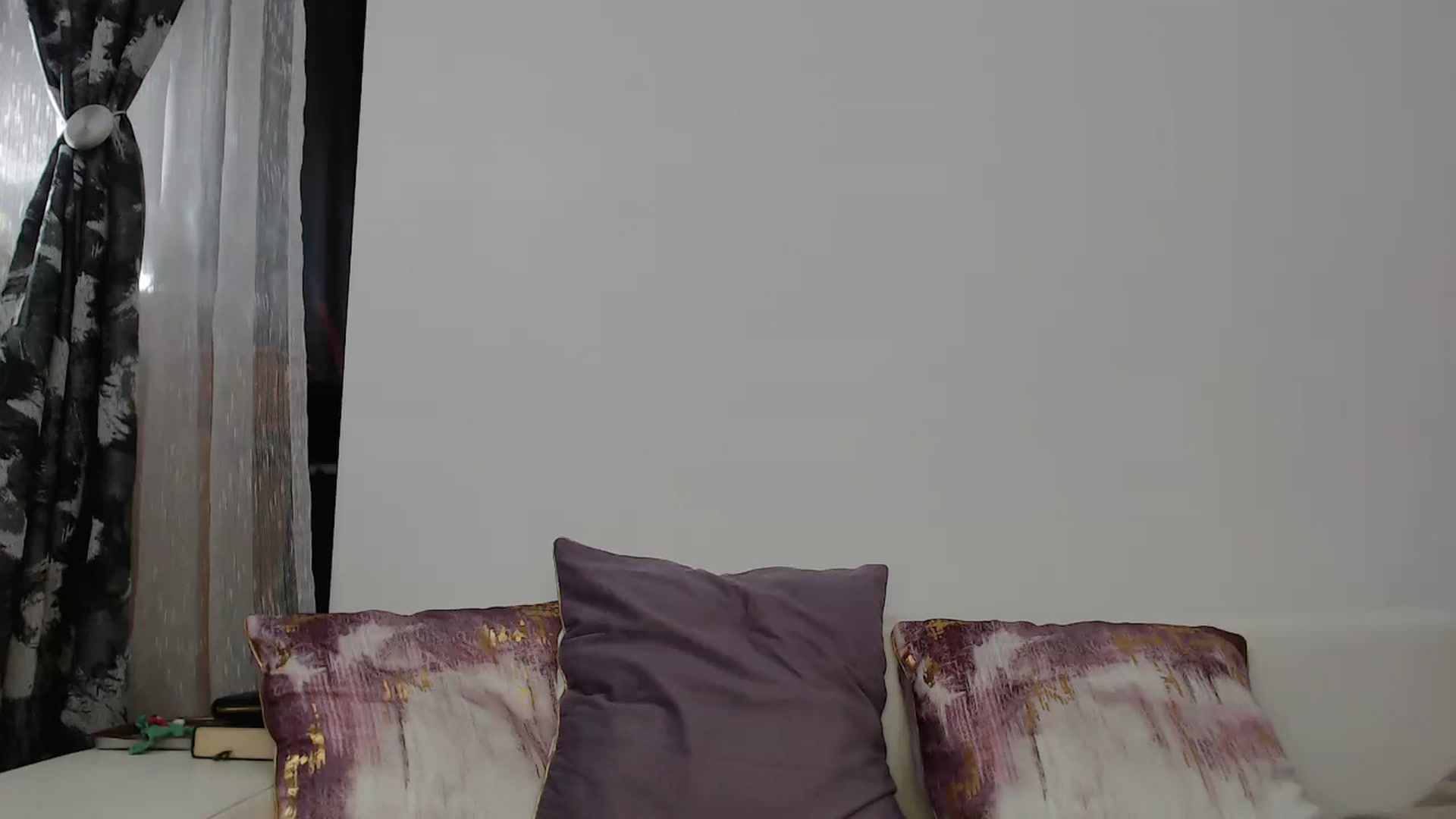 Gallery image thumbnail from AngelSmilea4U's myfreecams stream on, 01/14/2024, 21:28 image 4 of 20
