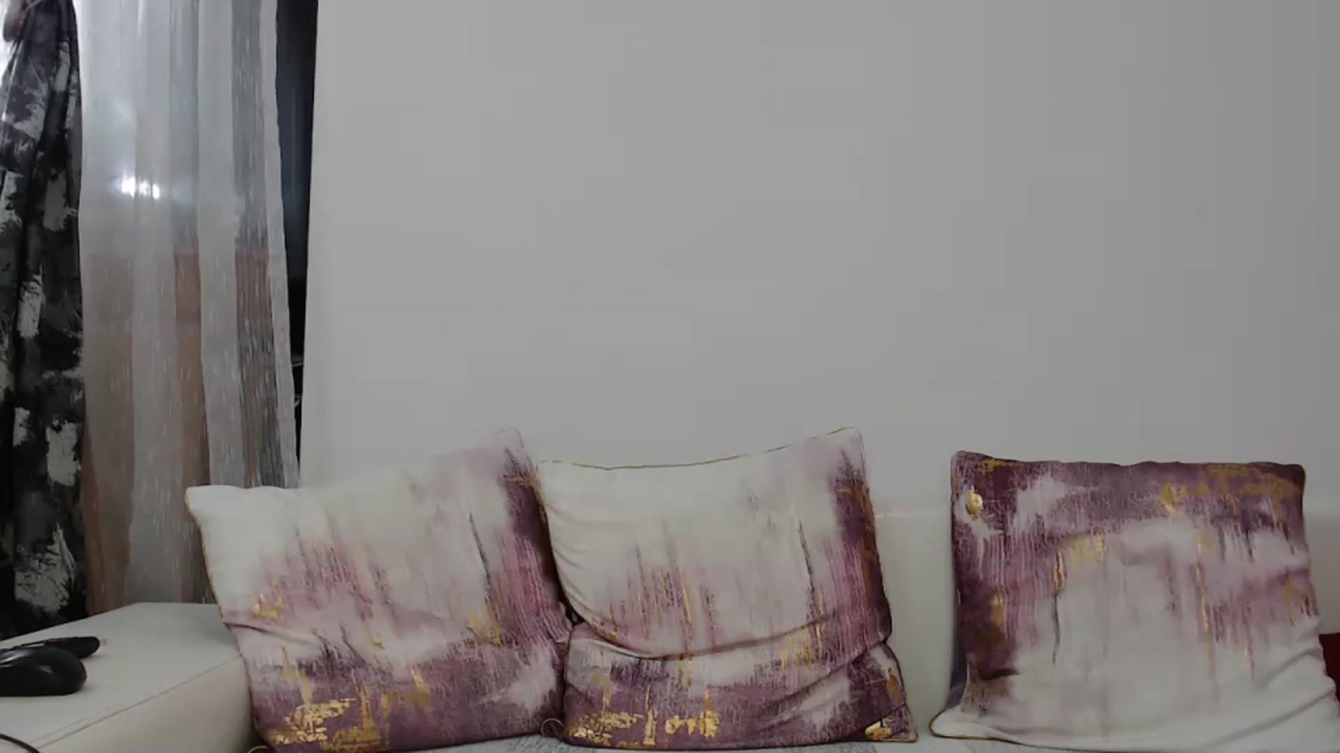 Gallery image thumbnail from AngelSmilea4U's myfreecams stream on, 03/24/2024, 22:01 image 15 of 20
