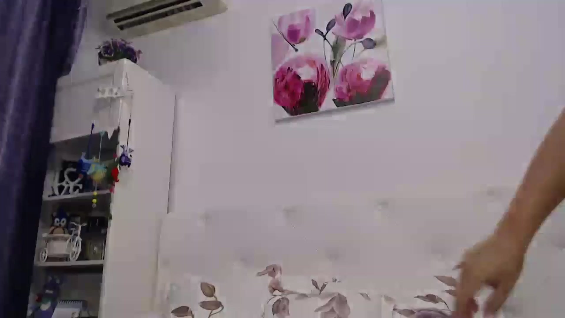 Gallery image thumbnail from AngelSmilea4U's myfreecams stream on, 06/08/2024, 22:33 image 2 of 20