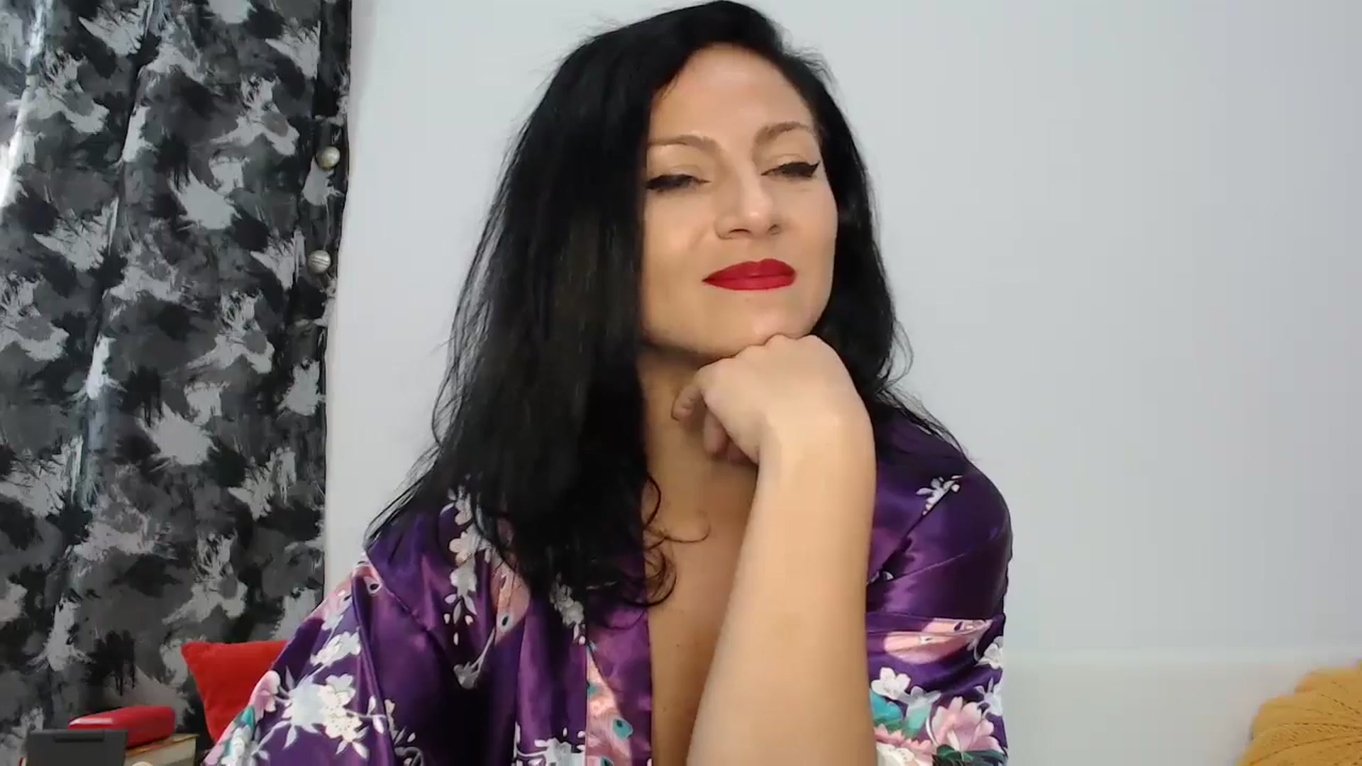 Gallery image thumbnail from AngelSmilea4U's myfreecams stream on, 06/30/2024, 22:23 image 3 of 20