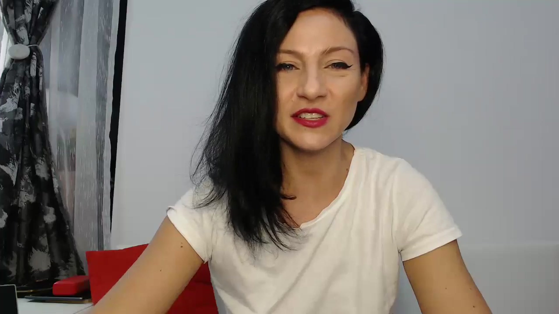 Gallery image thumbnail from AngelSmilea4U's myfreecams stream on, 08/10/2024, 23:06 image 9 of 20