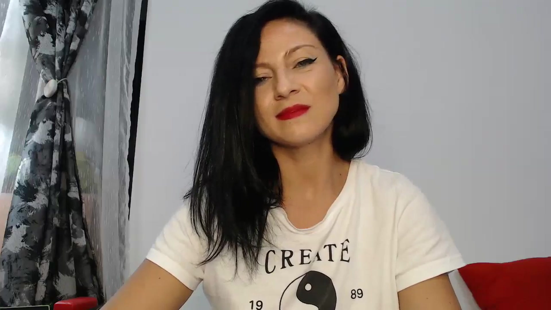 Gallery image thumbnail from AngelSmilea4U's myfreecams stream on, 08/25/2024, 24:00 image 3 of 20