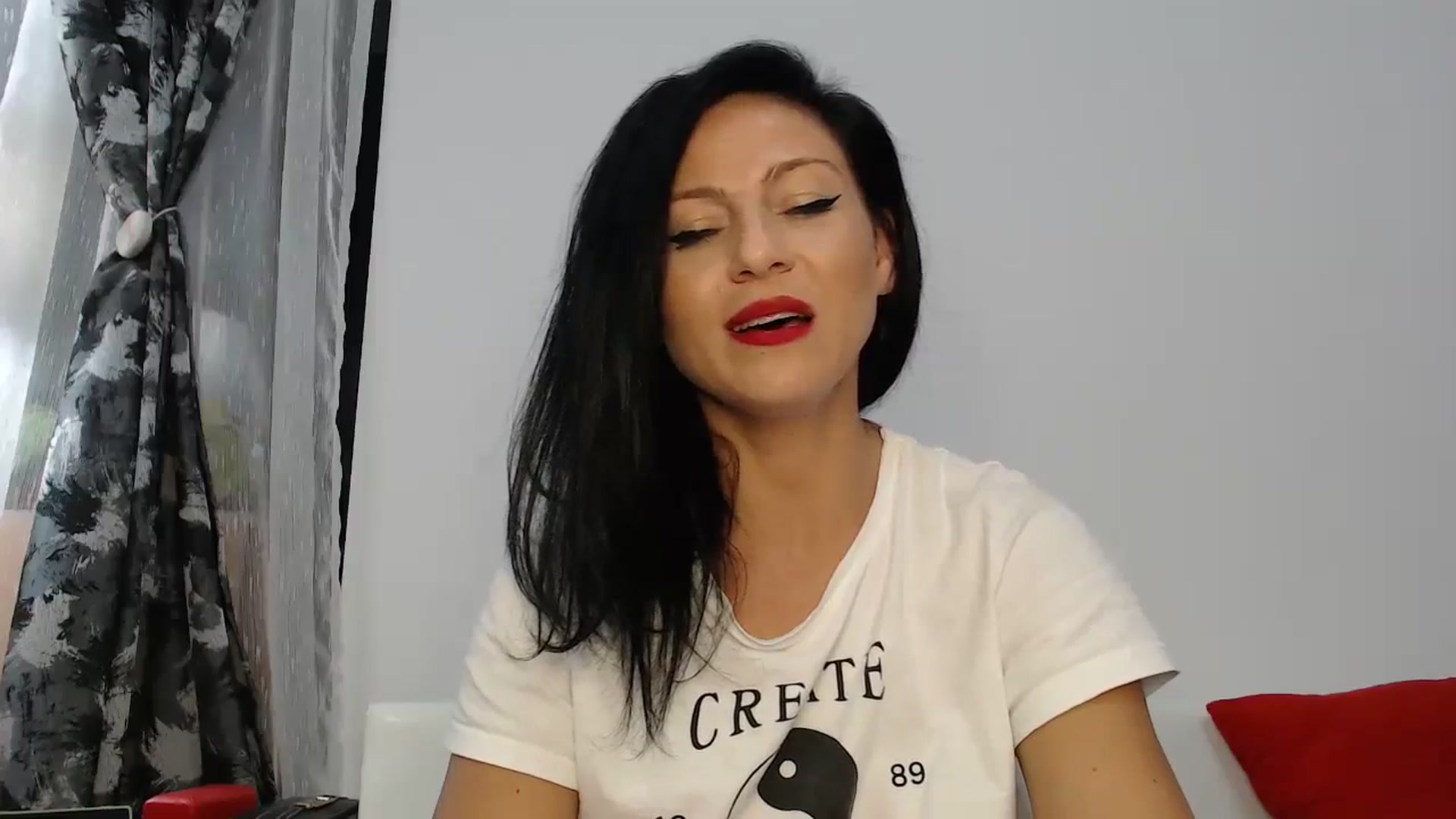 Gallery image thumbnail from AngelSmilea4U's myfreecams stream on, 08/25/2024, 24:00 image 9 of 20