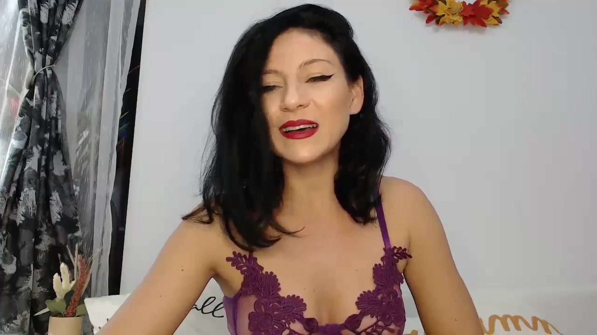Gallery image thumbnail from AngelSmilea4U's myfreecams stream on, 10/04/2024, 19:48 image 13 of 20