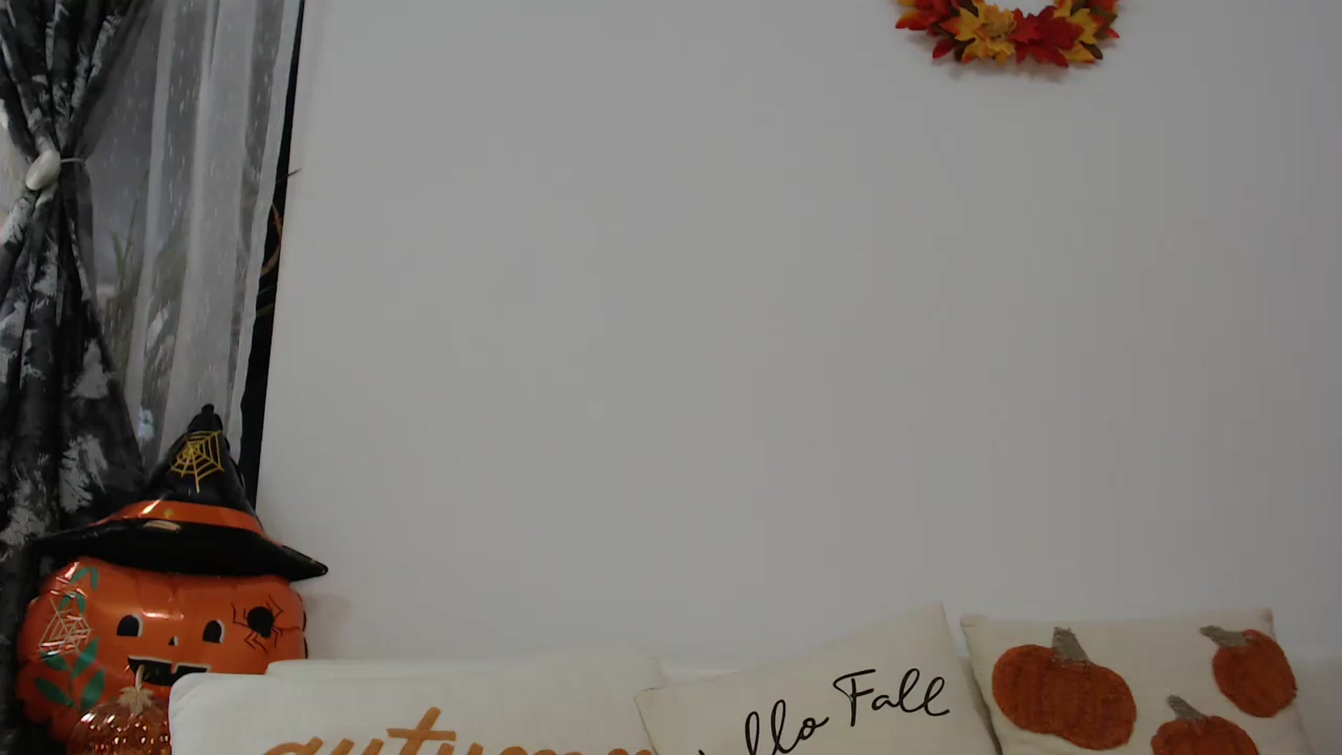 Gallery image thumbnail from AngelSmilea4U's myfreecams stream on, 10/31/2024, 23:15 image 18 of 20