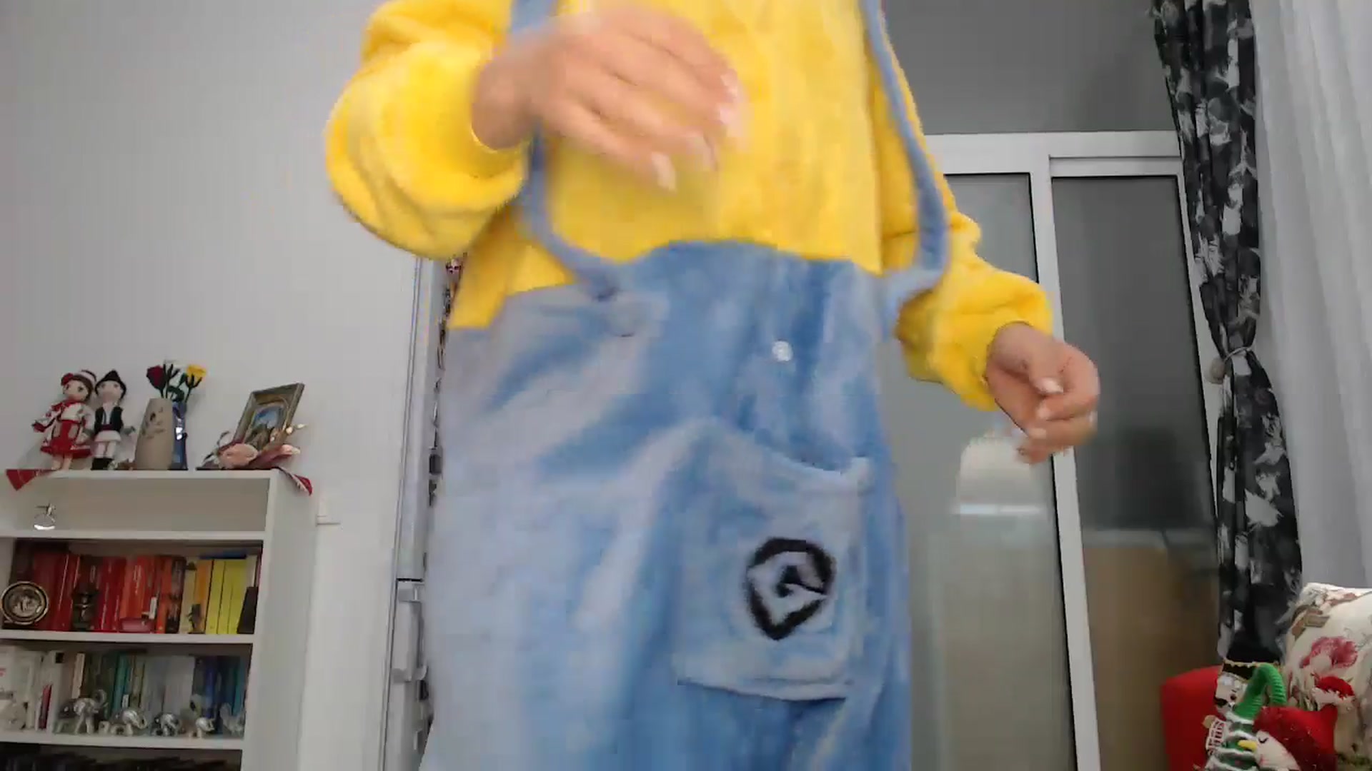 Gallery image thumbnail from AngelSmilea4U's myfreecams stream on, 11/15/2024, 24:21 image 14 of 20