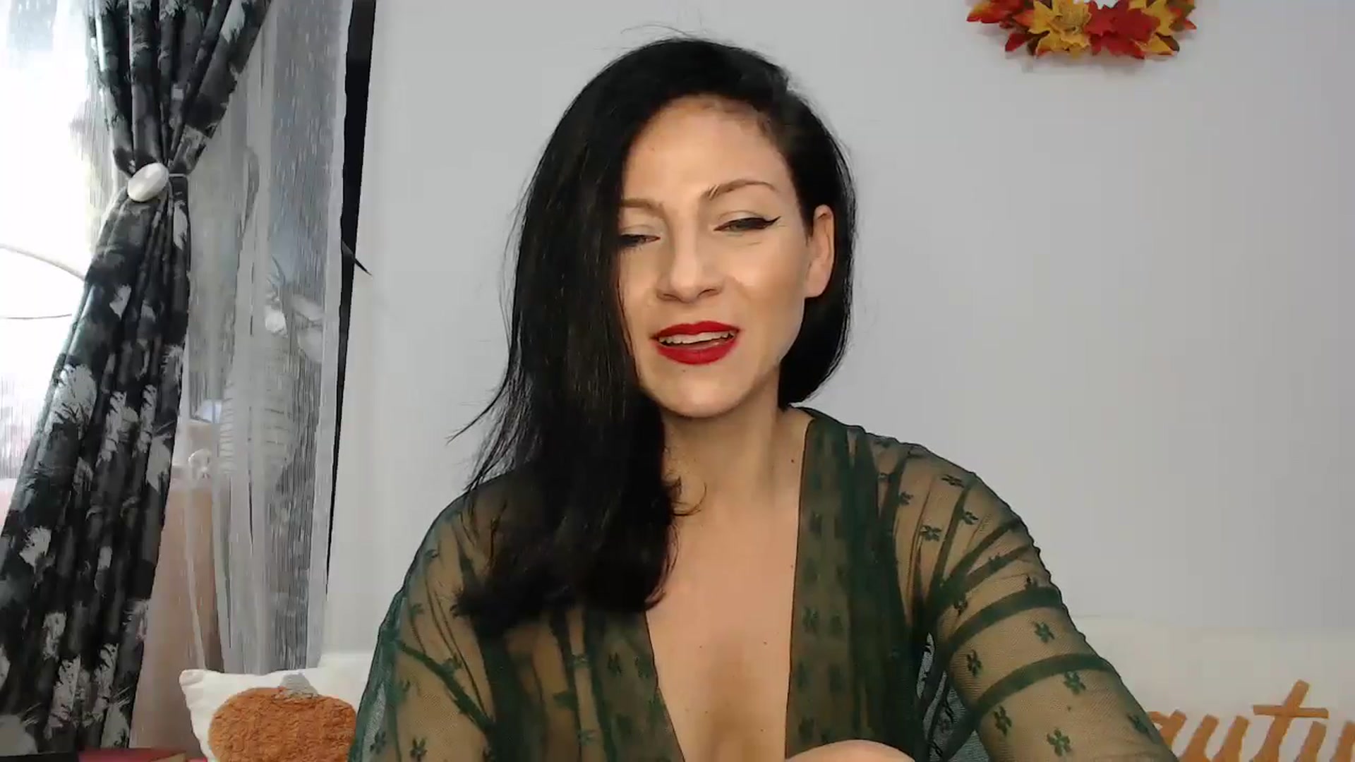 Gallery image thumbnail from AngelSmilea4U's myfreecams stream on, 11/17/2024, 24:33 image 16 of 20