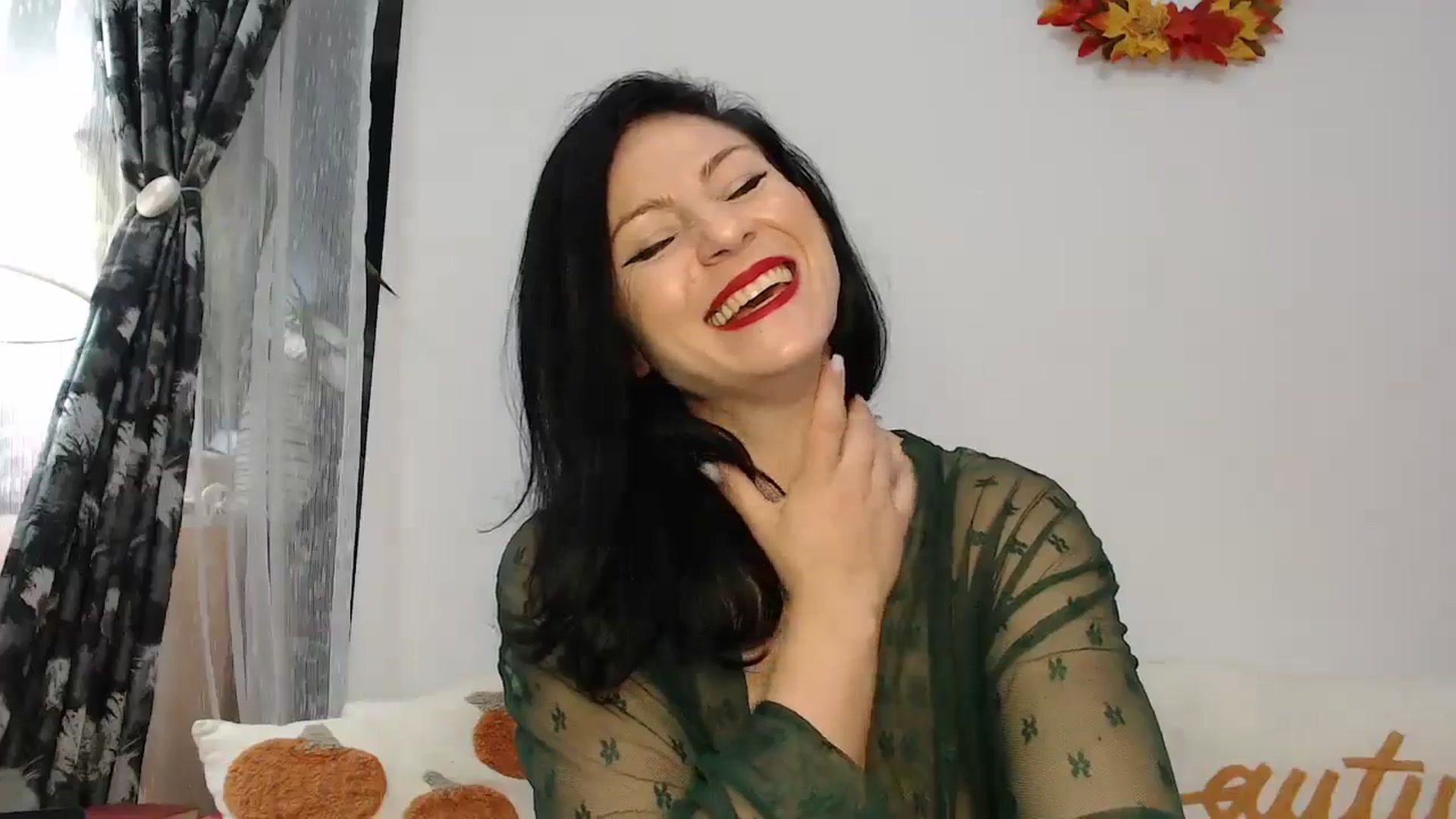 Gallery image thumbnail from AngelSmilea4U's myfreecams stream on, 11/17/2024, 24:33 image 20 of 20