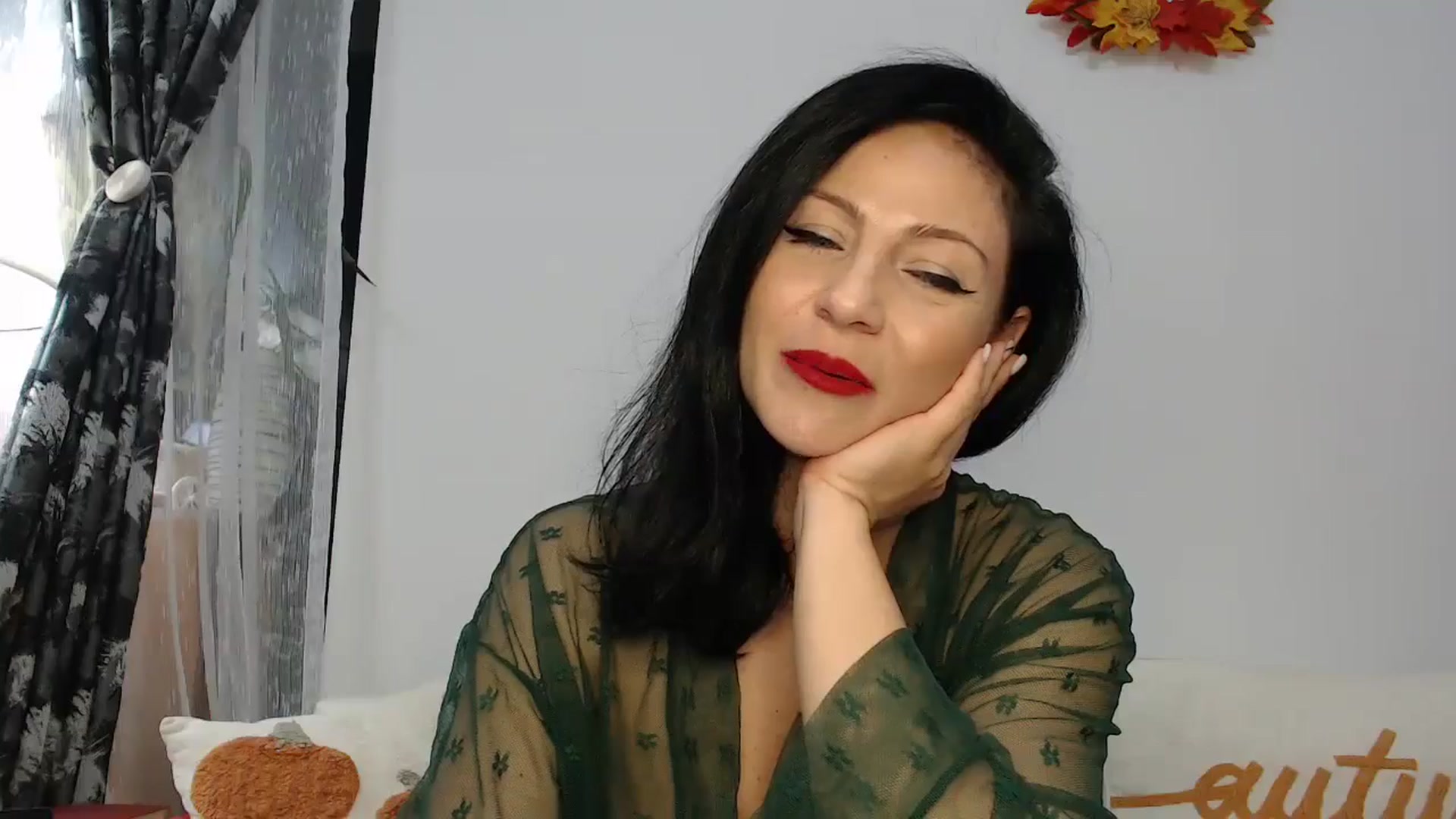 Gallery image thumbnail from AngelSmilea4U's myfreecams stream on, 11/17/2024, 24:33 image 5 of 20