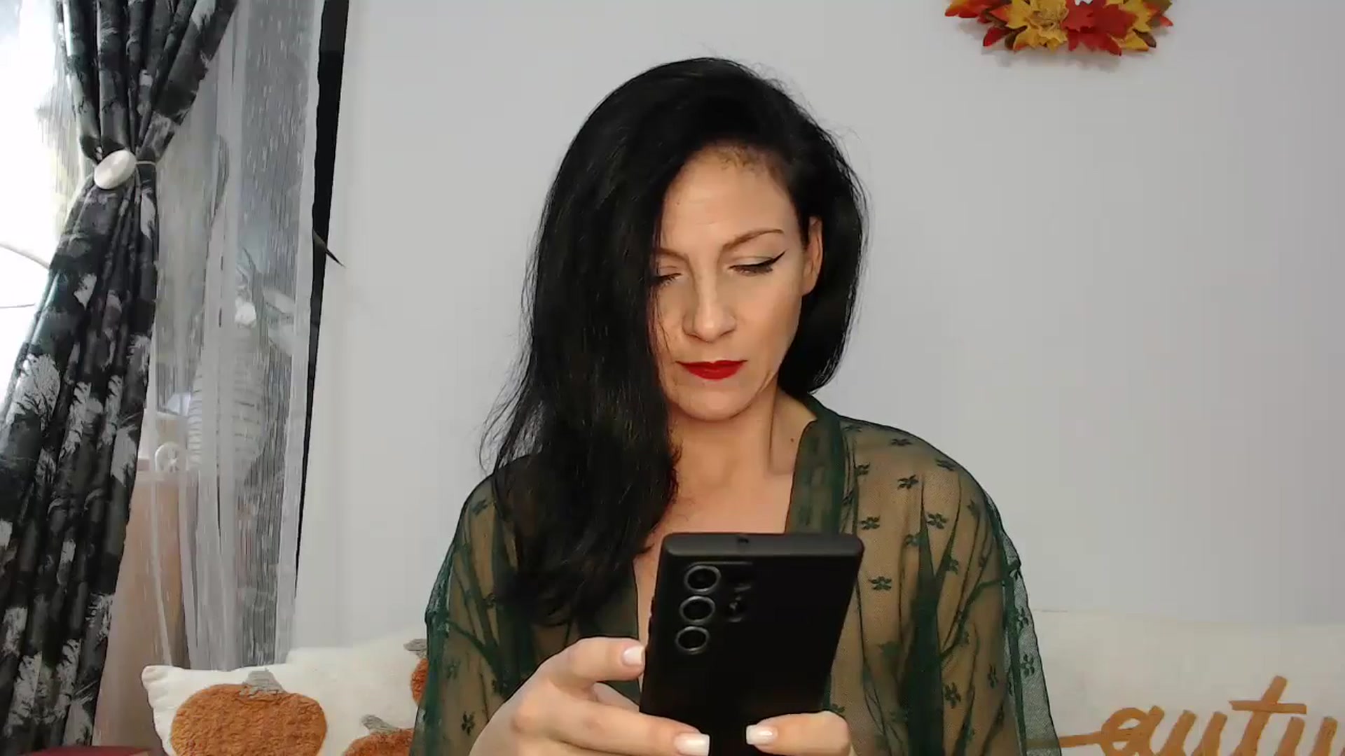 Gallery image thumbnail from AngelSmilea4U's myfreecams stream on, 11/17/2024, 24:33 image 6 of 20