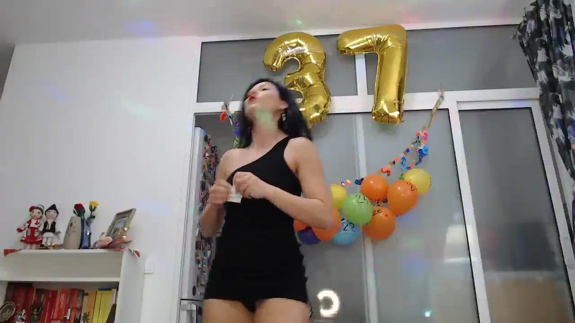 Gallery image thumbnail from AngelSmilea4U's myfreecams stream on, 11/23/2024, 22:20 image 10 of 20
