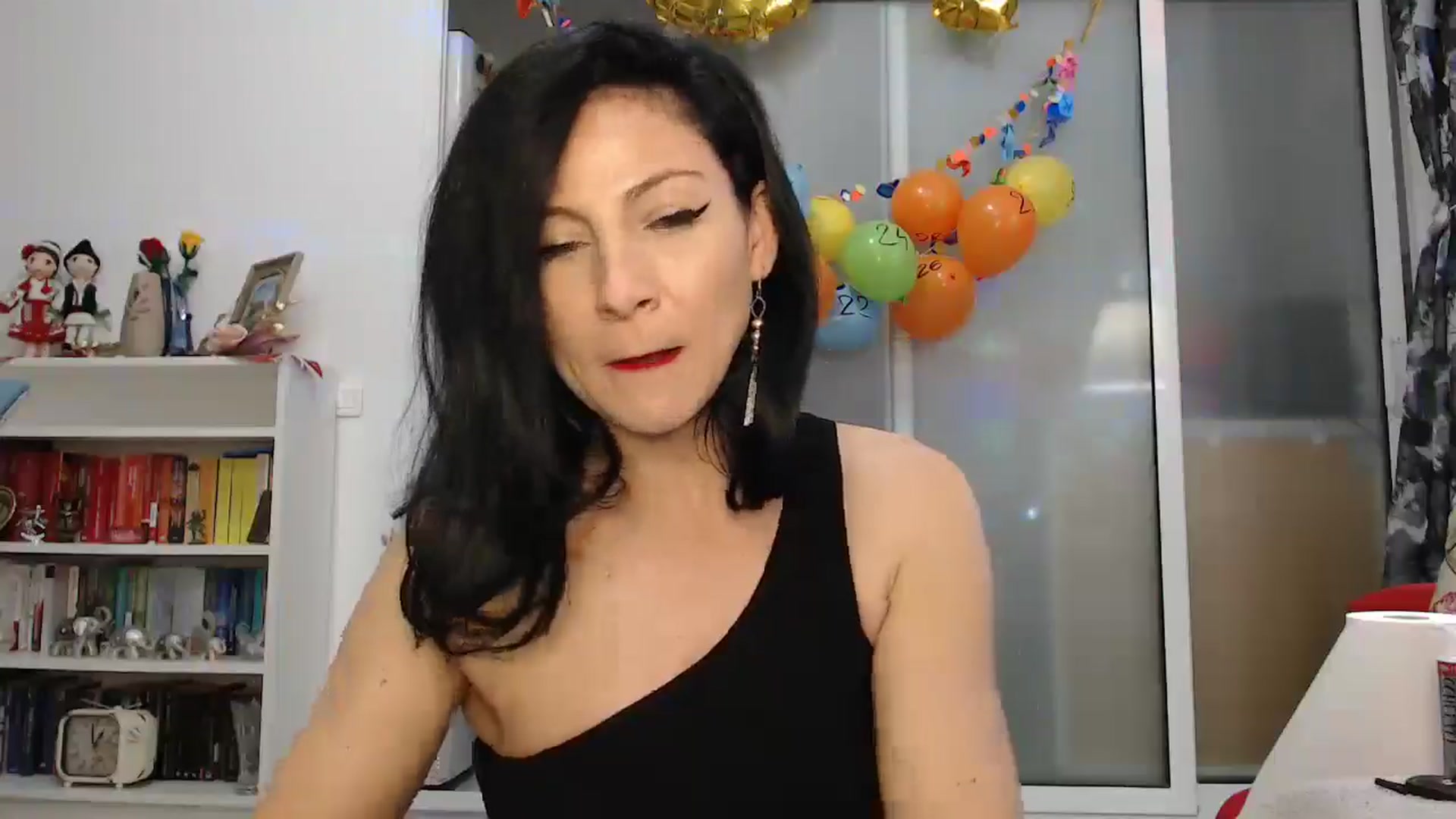 Gallery image thumbnail from AngelSmilea4U's myfreecams stream on, 11/23/2024, 22:20 image 16 of 20