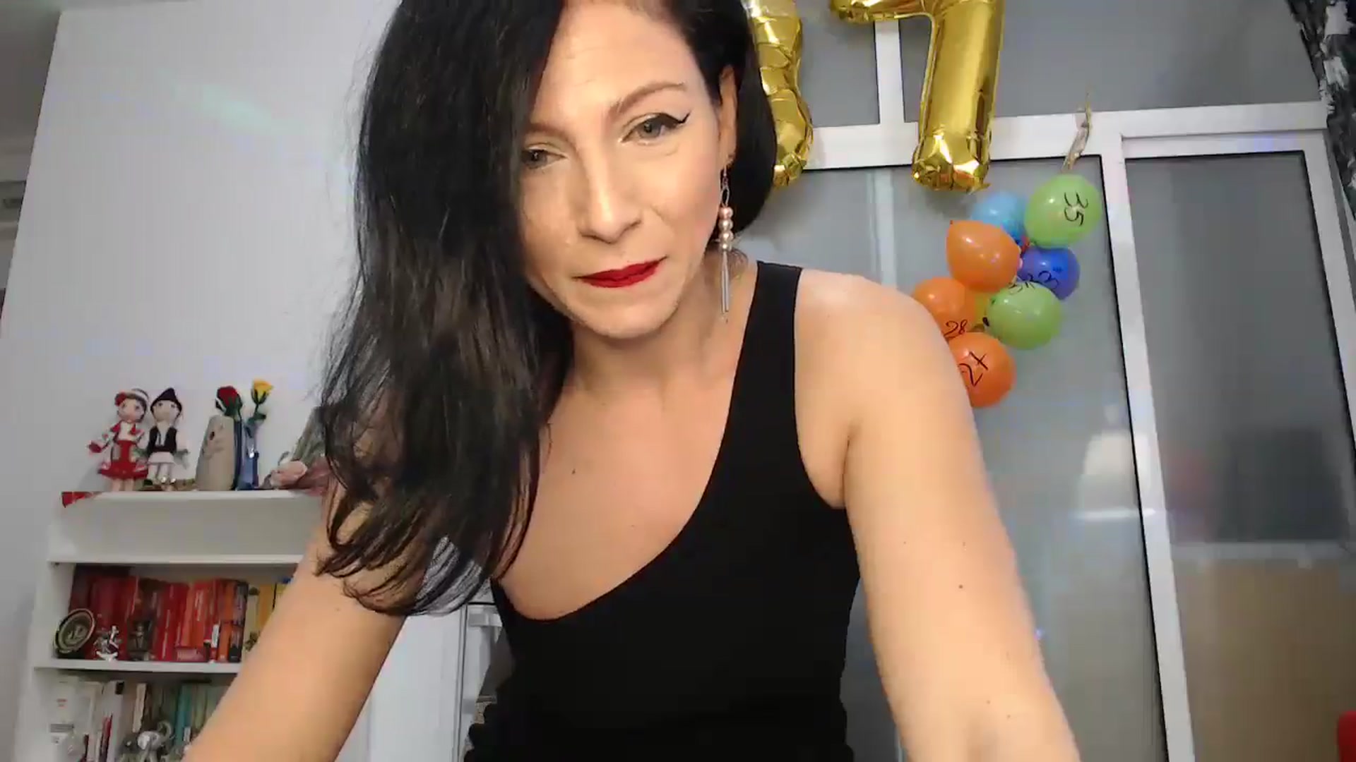 Gallery image thumbnail from AngelSmilea4U's myfreecams stream on, 11/23/2024, 22:20 image 4 of 20