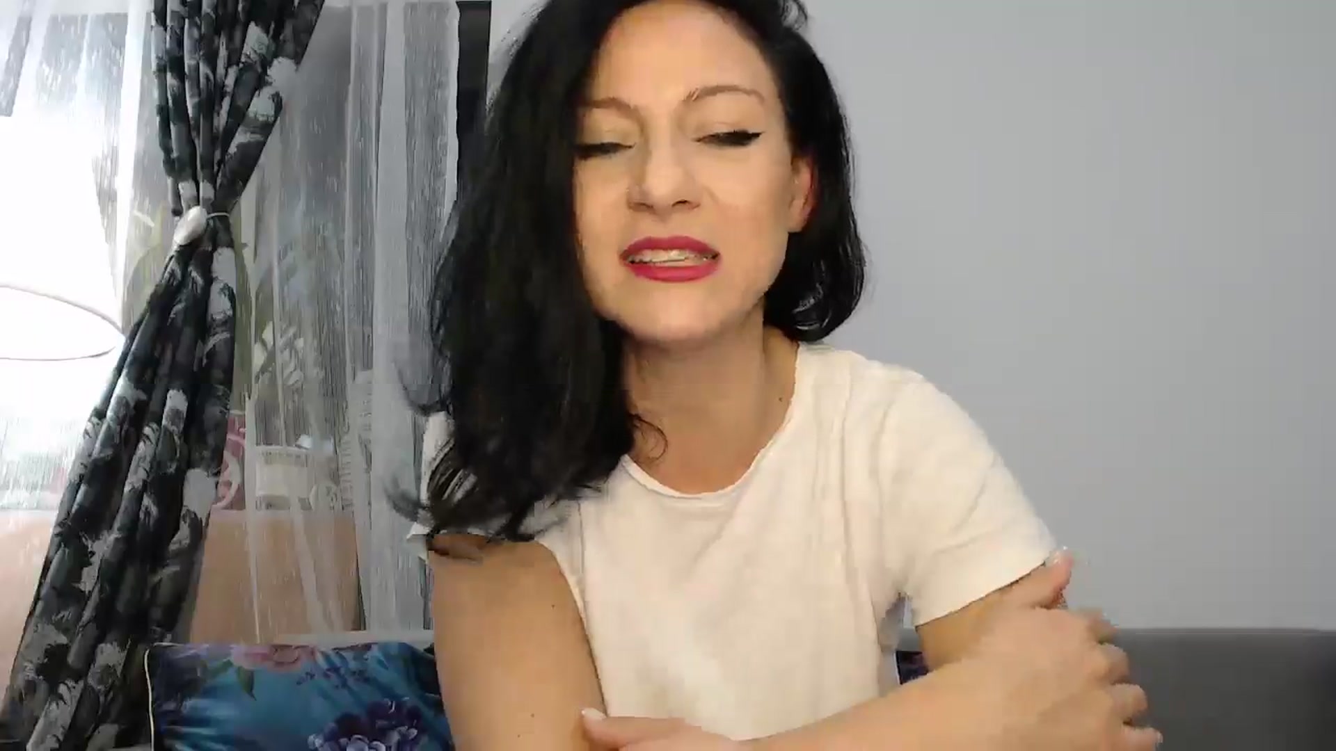 Gallery image thumbnail from AngelSmilea4U's myfreecams stream on, 11/29/2024, 23:12 image 12 of 20