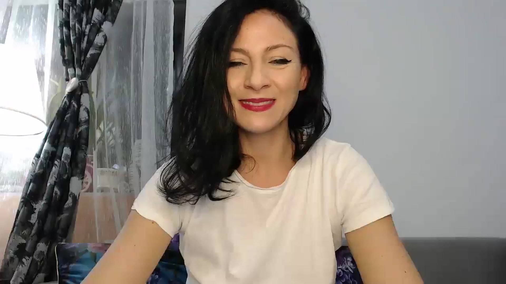 Gallery image thumbnail from AngelSmilea4U's myfreecams stream on, 11/29/2024, 23:12 image 19 of 20