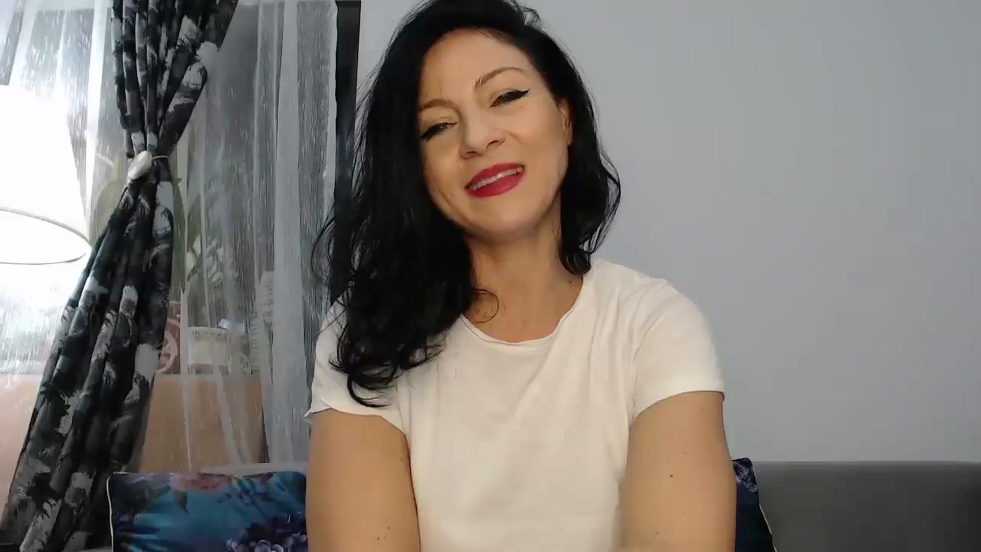 Gallery image thumbnail from AngelSmilea4U's myfreecams stream on, 11/29/2024, 23:12 image 17 of 20