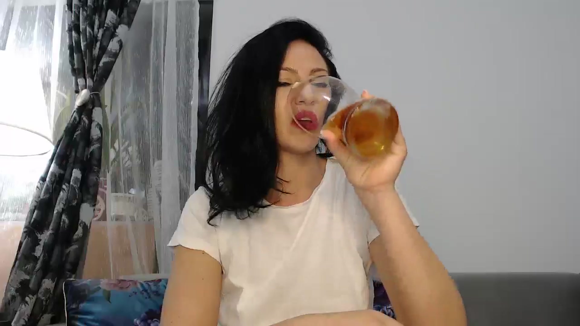 Gallery image thumbnail from AngelSmilea4U's myfreecams stream on, 11/29/2024, 23:12 image 14 of 20