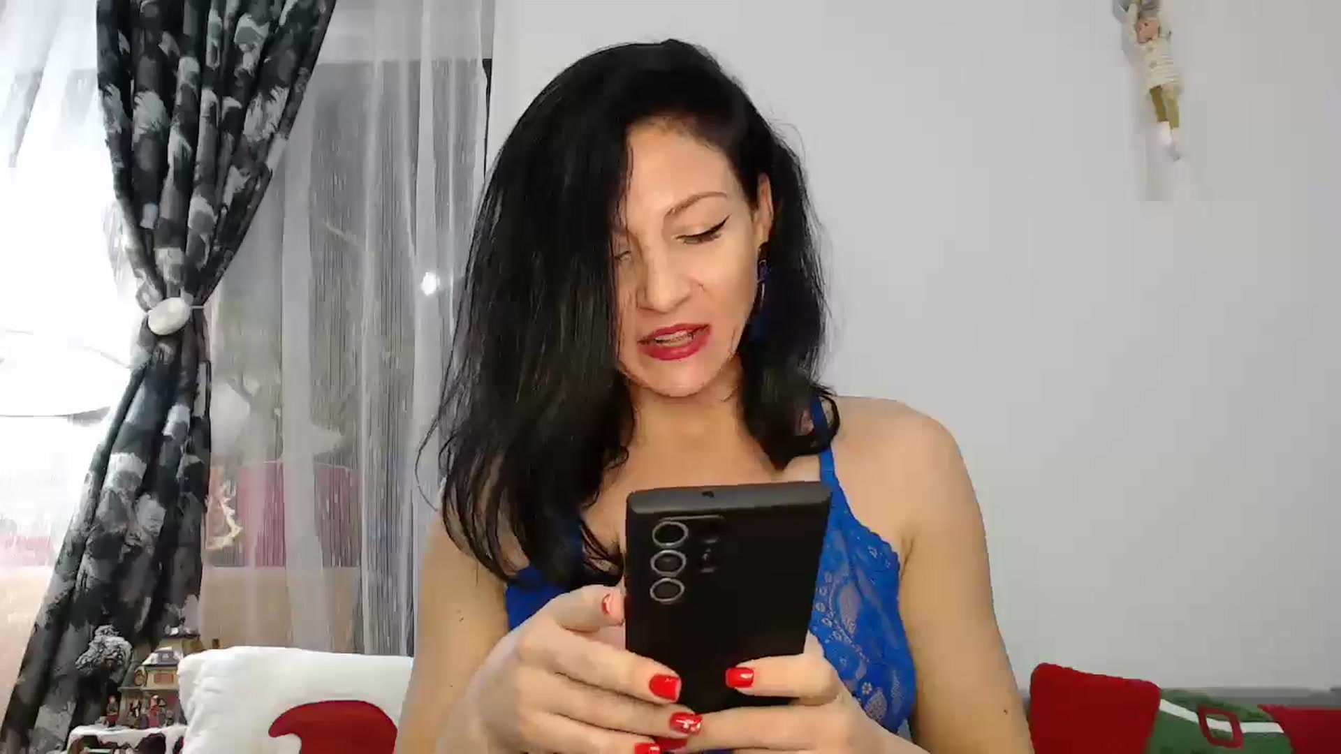 Gallery image thumbnail from AngelSmilea4U's myfreecams stream on, 12/08/2024, 20:41 image 14 of 20