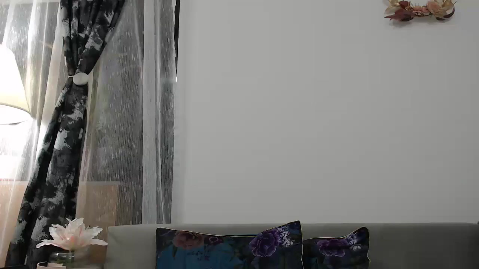 Gallery image thumbnail from AngelSmilea4U's myfreecams stream on, 04/05/2025, 21:41 image 12 of 20