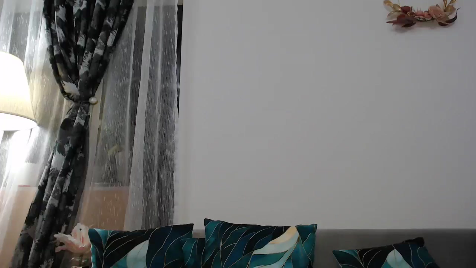 Gallery image thumbnail from AngelSmilea4U's myfreecams stream on, 06/05/2025, 22:04 image 17 of 20