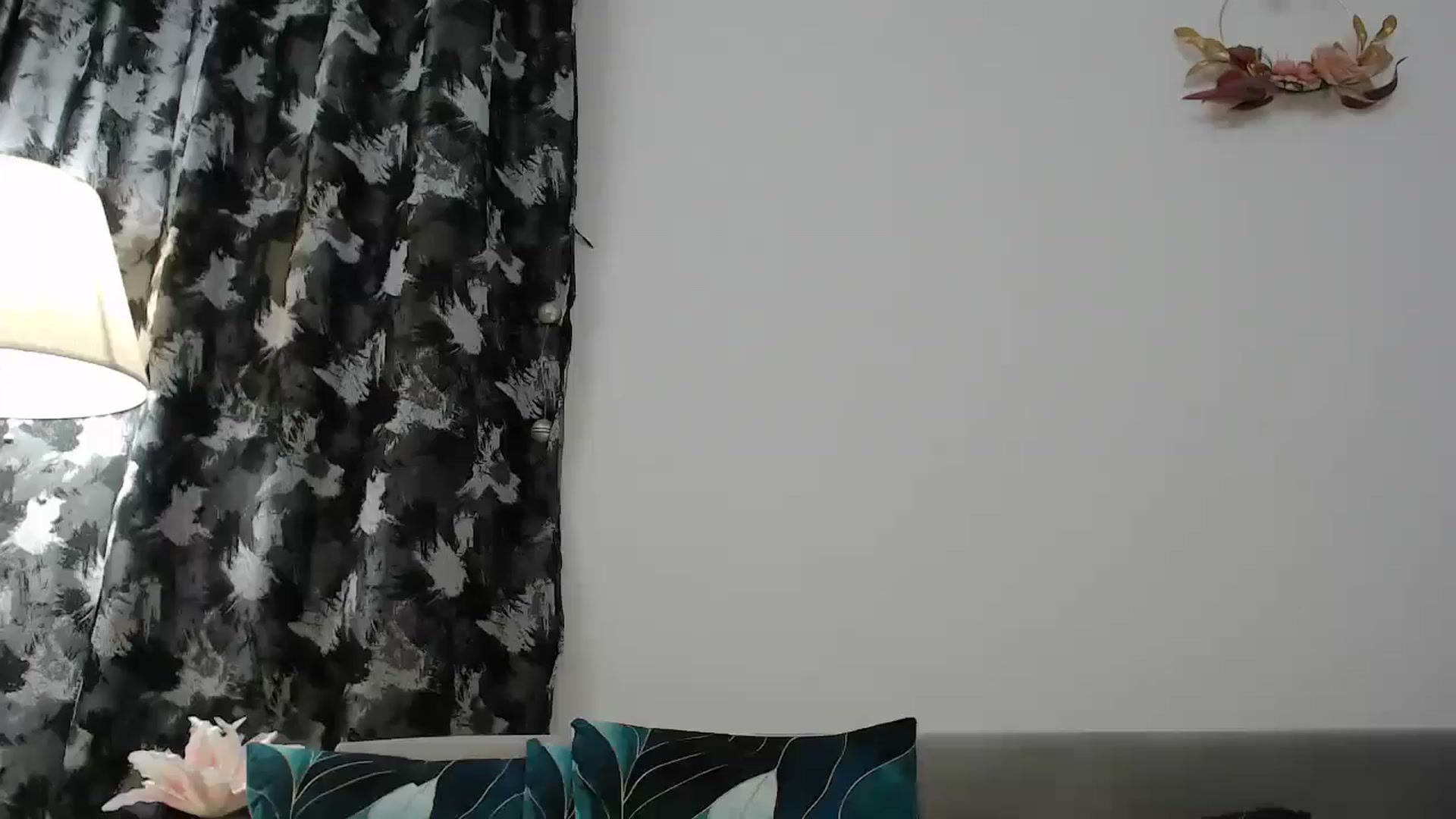 Gallery image thumbnail from AngelSmilea4U's myfreecams stream on, 07/04/2025, 21:41 image 9 of 20