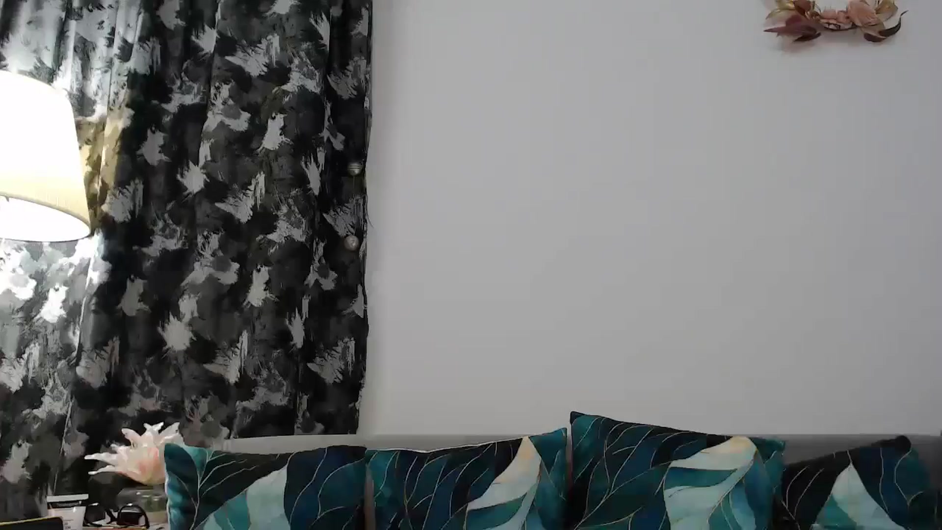 Gallery image thumbnail from AngelSmilea4U's myfreecams stream on, 08/03/2025, 20:12 image 15 of 20