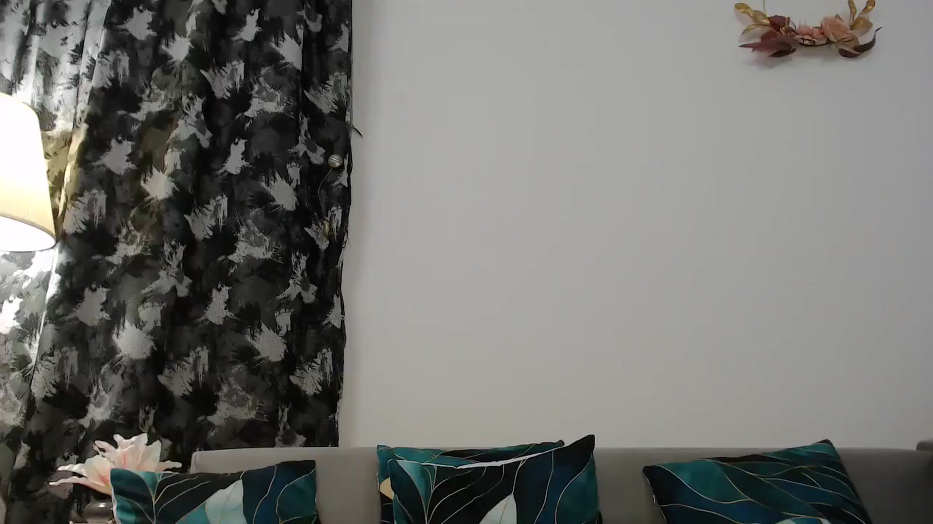 Gallery image thumbnail from AngelSmilea4U's myfreecams stream on, 08/15/2025, 22:59 image 9 of 20