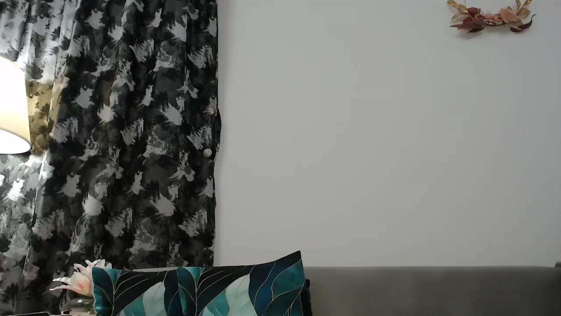 Gallery image thumbnail from AngelSmilea4U's myfreecams stream on, 08/21/2025, 19:52 image 14 of 20
