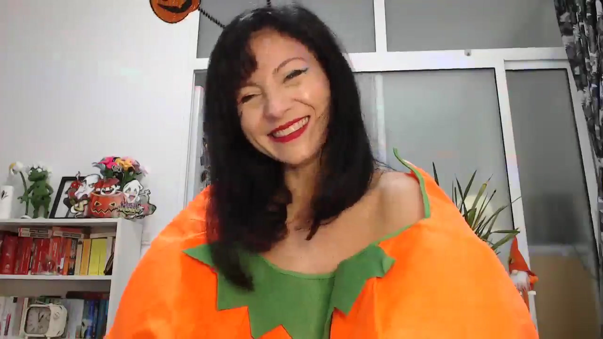 Gallery image thumbnail from AngelSmilea4U's myfreecams stream on, 11/02/2025, 24:00 image 16 of 20