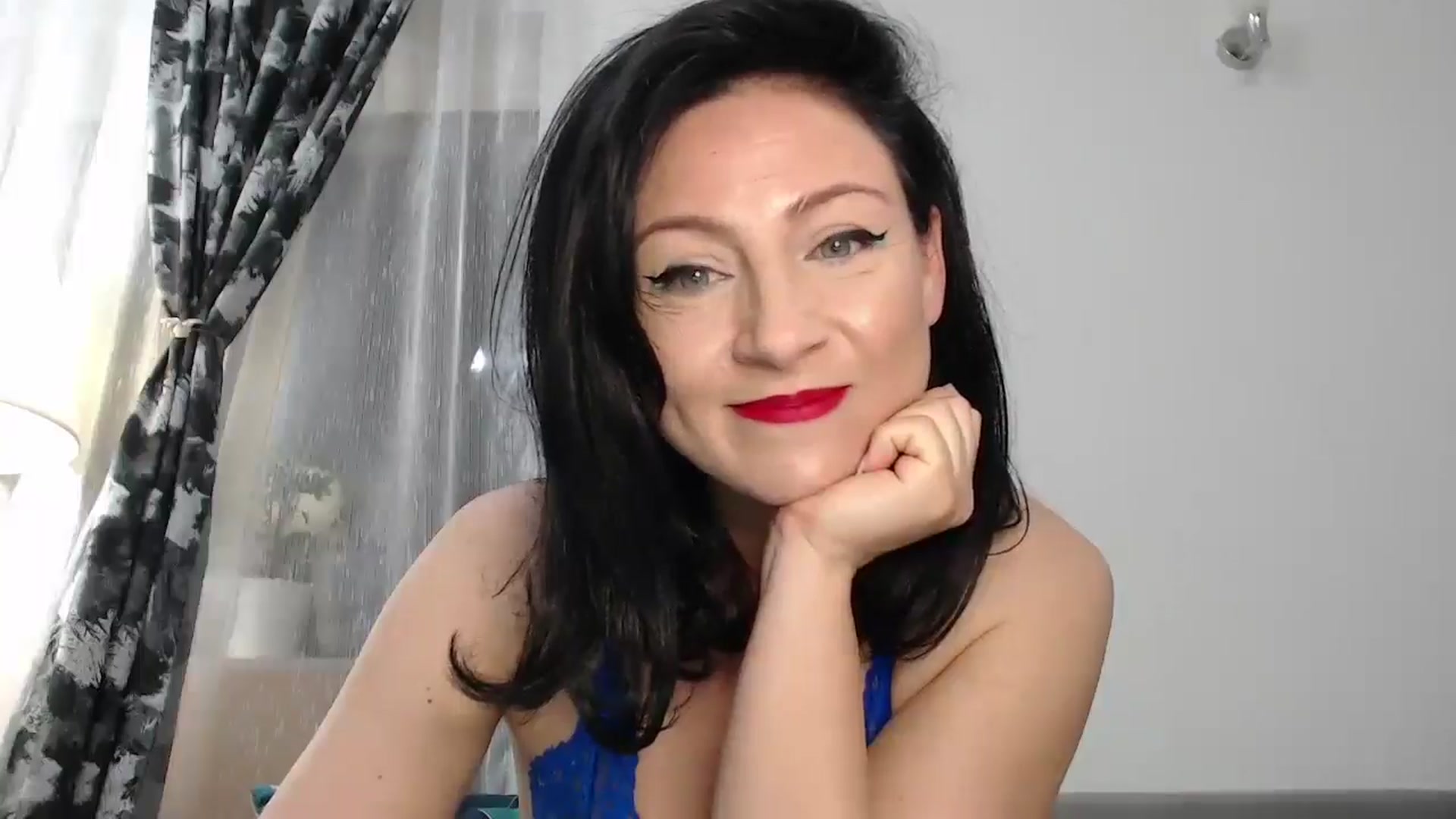 Gallery image thumbnail from AngelSmilea4U's myfreecams stream on, 05/10/2026, 19:33 image 18 of 20