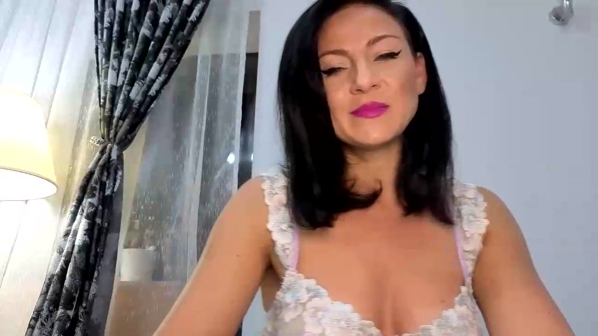 Gallery image thumbnail from AngelSmilea4U's myfreecams stream on, 07/31/2026, 19:39 image 11 of 20