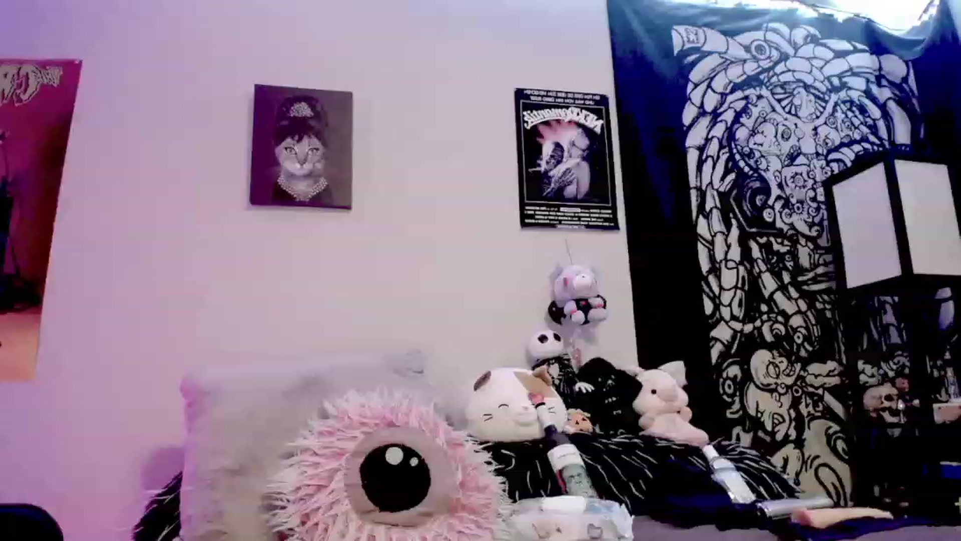 Gallery image thumbnail from AngelWitch_'s myfreecams stream on, 09/27/2023, 04:40 image 4 of 20