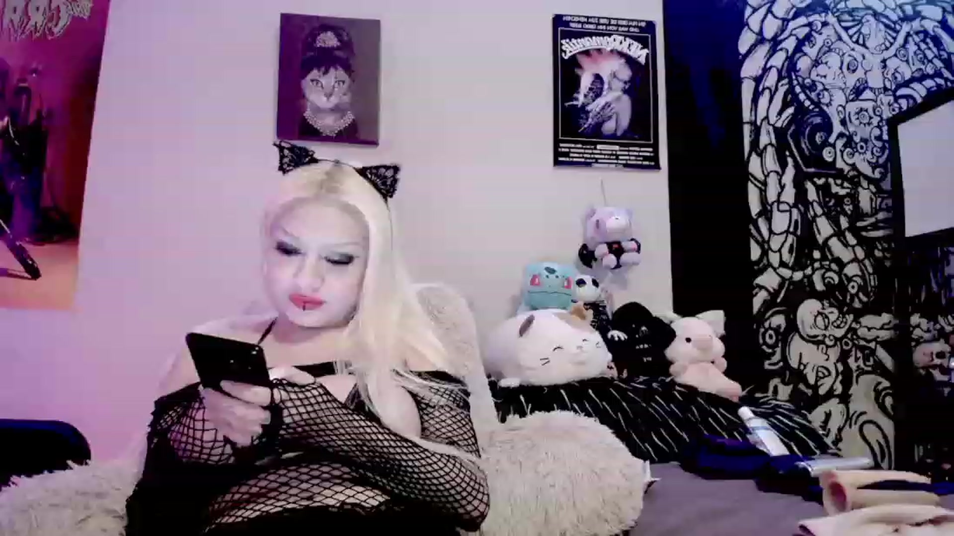 Gallery image thumbnail from AngelWitch_'s myfreecams stream on, 09/27/2023, 11:06 image 8 of 20